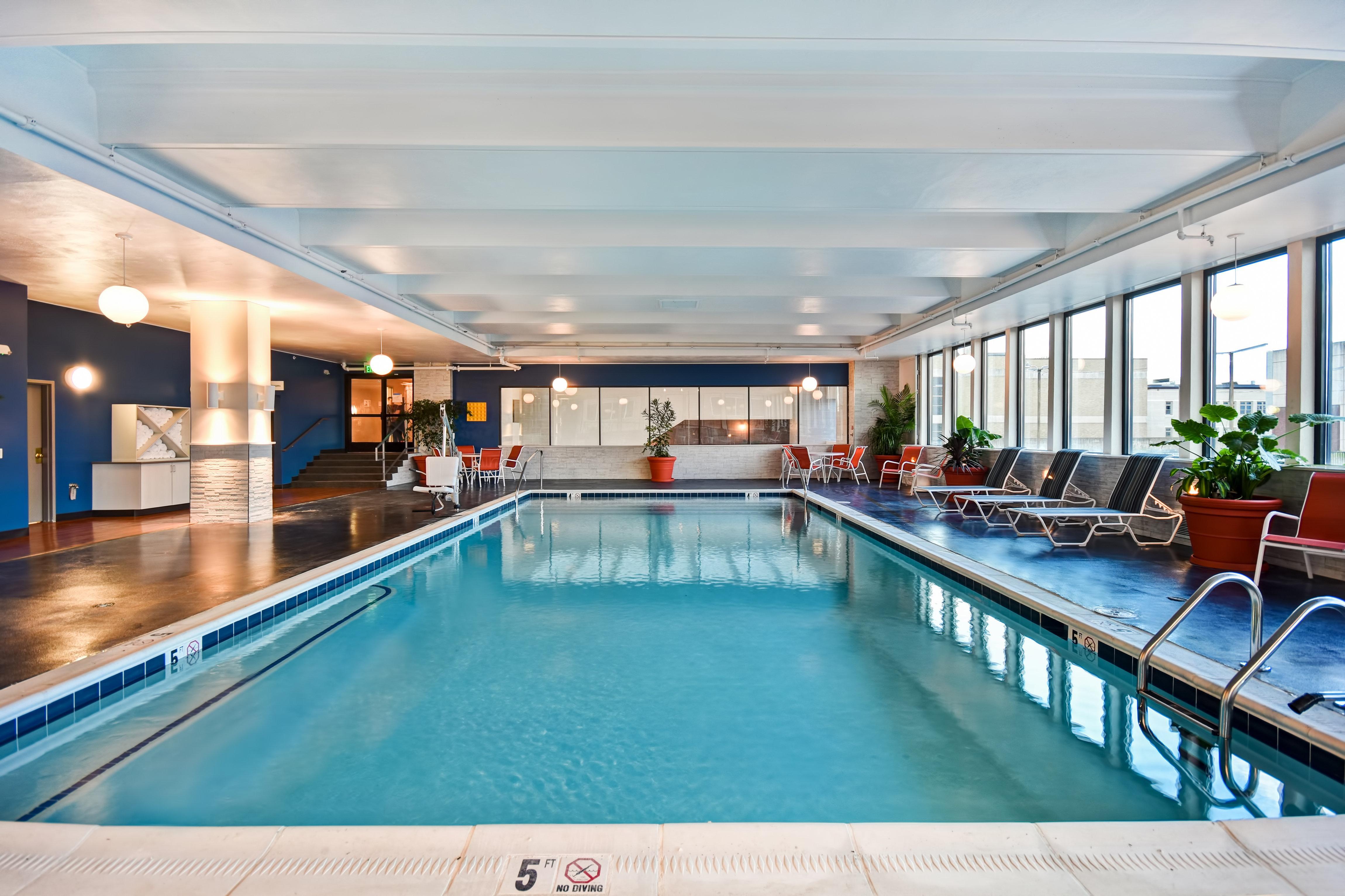Holiday Inn Lancaster By Ihg Zewnętrze zdjęcie