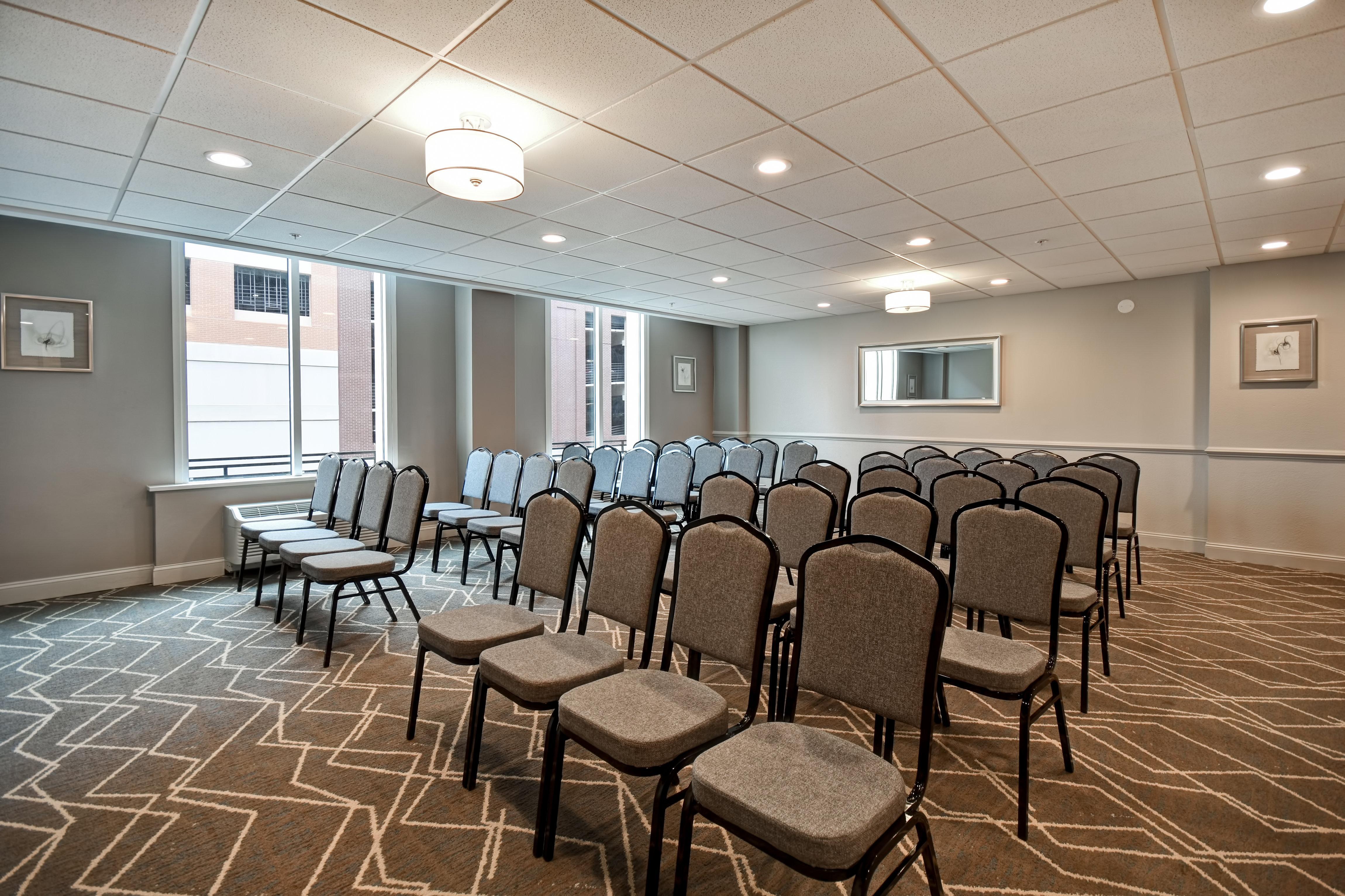 Holiday Inn Lancaster By Ihg Zewnętrze zdjęcie